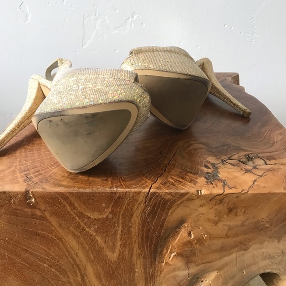 Stuart Weitzman gold “Vevey”. - Picture 4 of 4